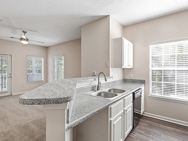 Kitchens with Breakfast Bars