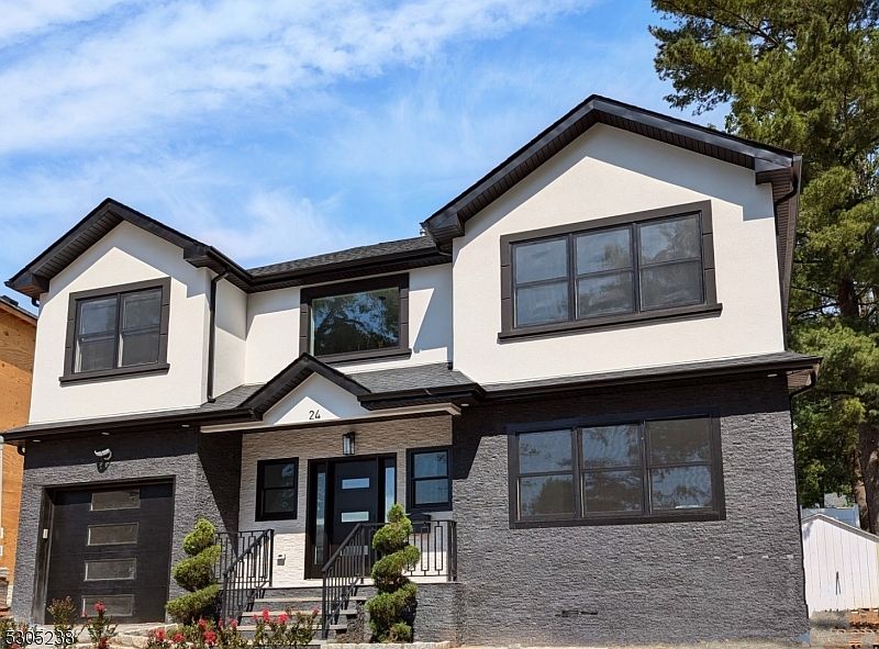 1st image of 24 Henoch Ave