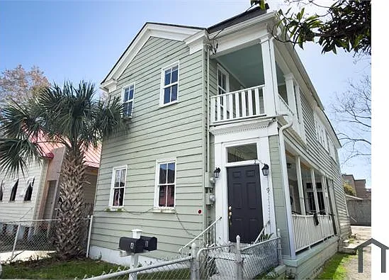 2 bed, 1109 sqft, $2,400 — Photo 1