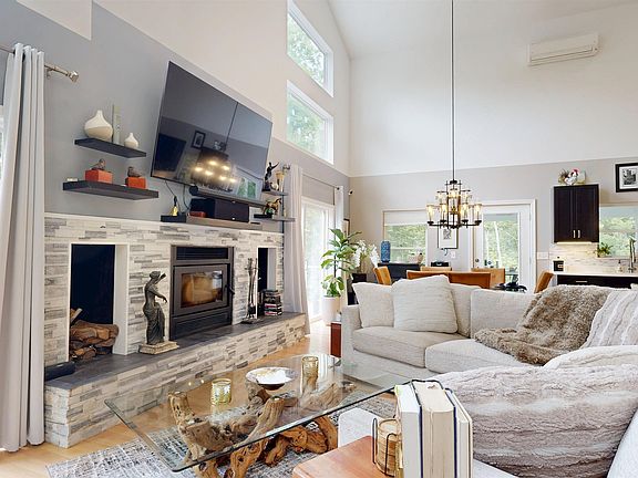 3rd image of 68 Petty Brook Road