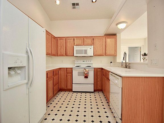 2nd image of 1710 W Desert Rose Dr