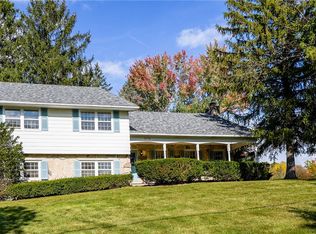 3176 Country Club Dr, Medina, OH 44256