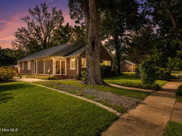 6 Keaton Avenue, Wilmington, NC 28403