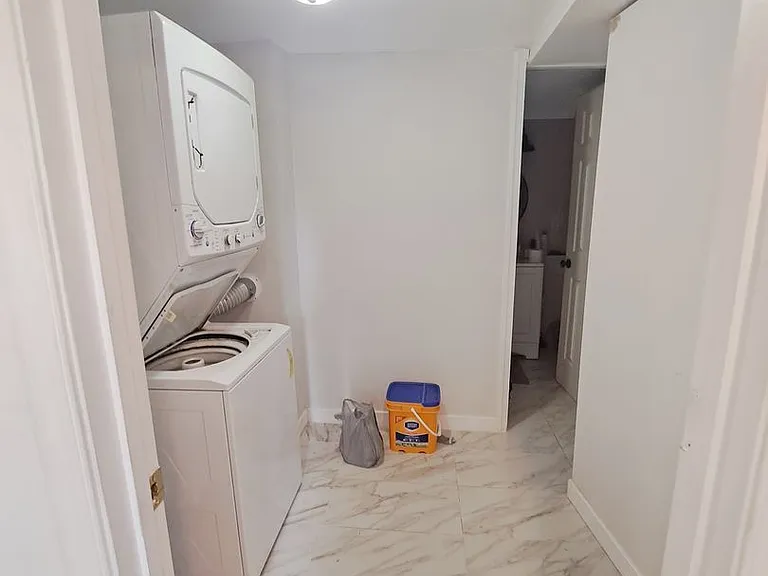 5209 Vaughan Ct — Photo 16