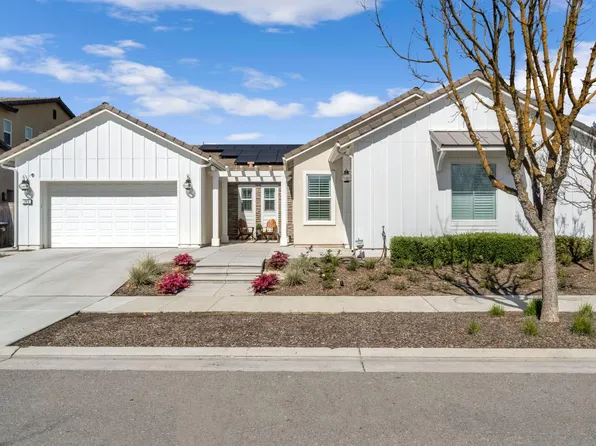 713 Harvest Dr, Madera, CA 93636