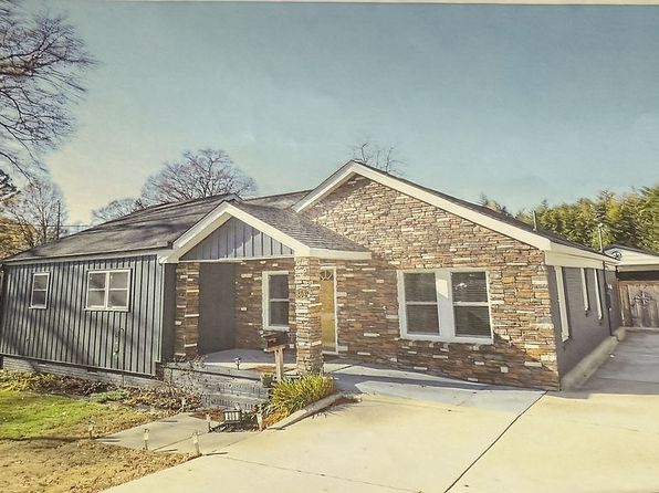 808 Mark St