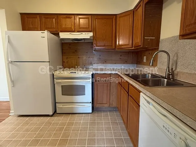 1703 W Dennis Dr #3-D — Photo 7