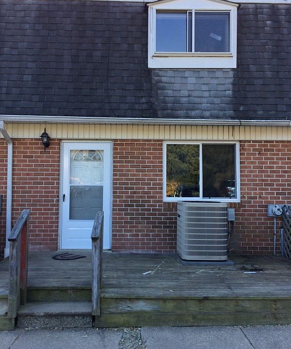 1st image of 237 Melrose Ct