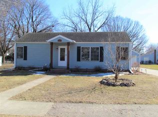 211 E 7th St, Pecatonica, IL
