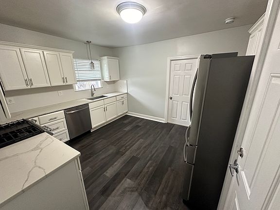 4th image of 258 Mercer St #1