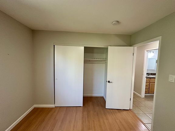 4th image of 43610 Ellsworth St APT 4