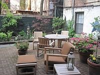 1st image of 30 W 9th St APT 1B