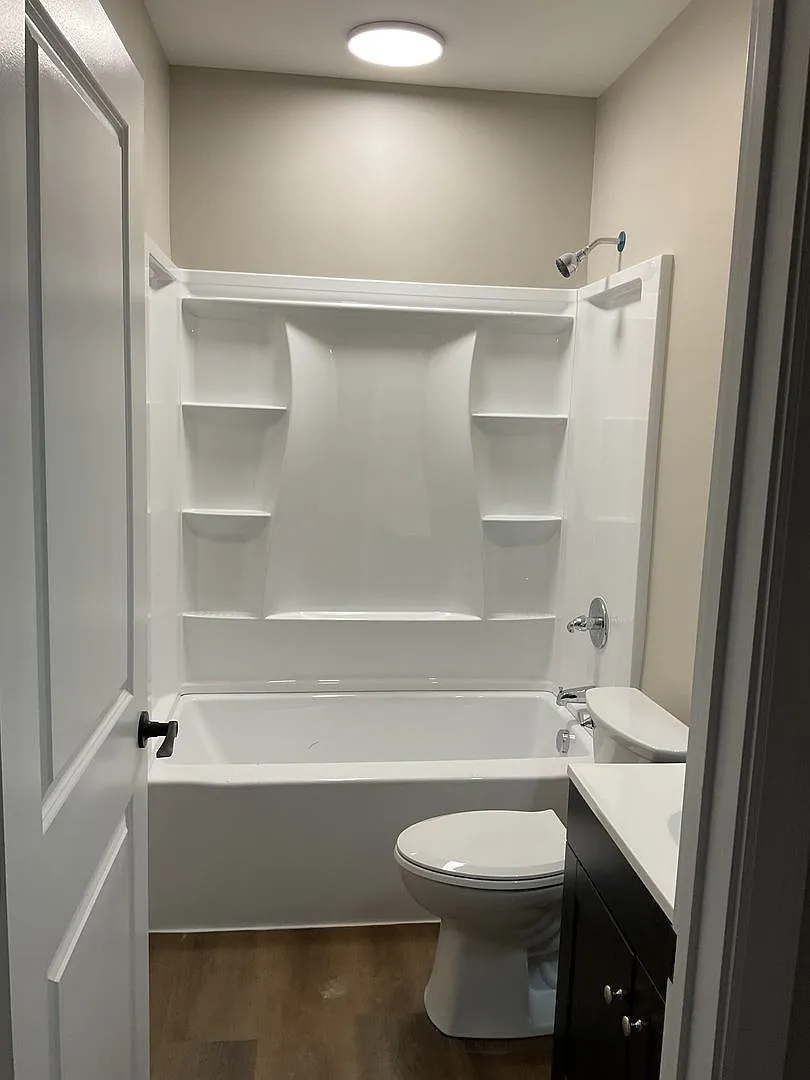Newly renovated — Photo 4