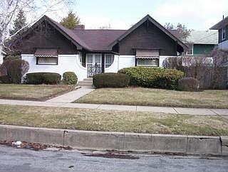 2nd image of 518 E Northern Ave