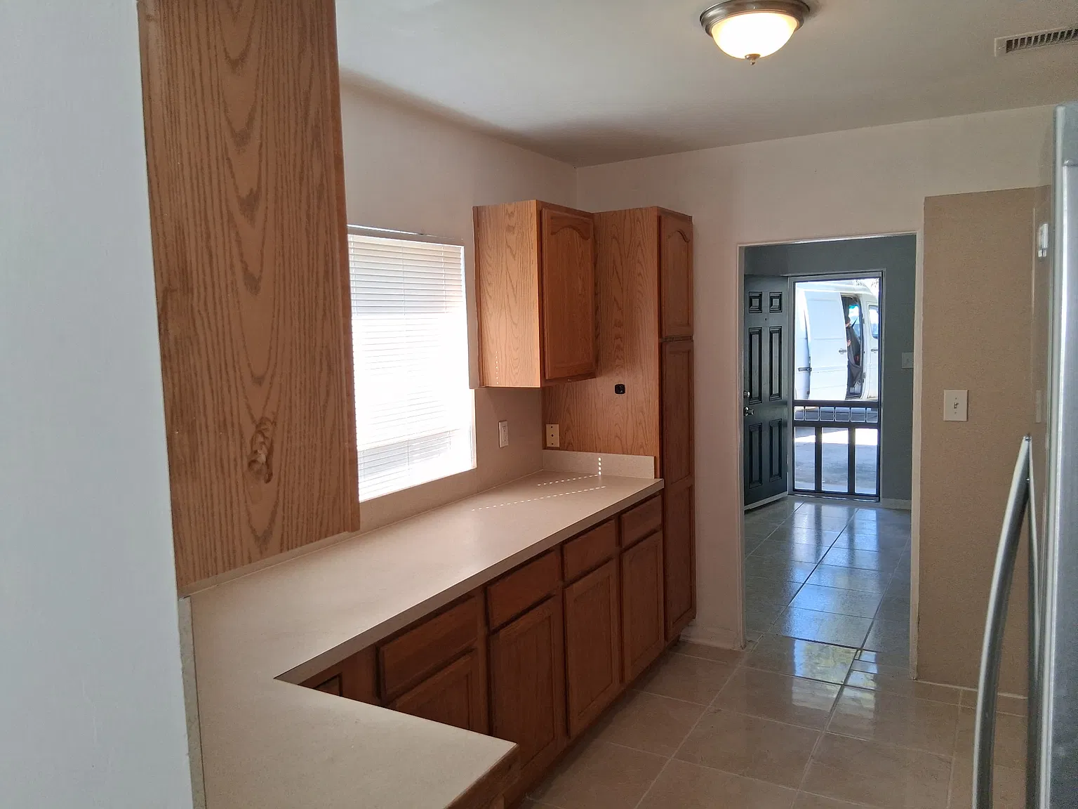 2 bed, 978 sqft, $2,500 — Photo 4