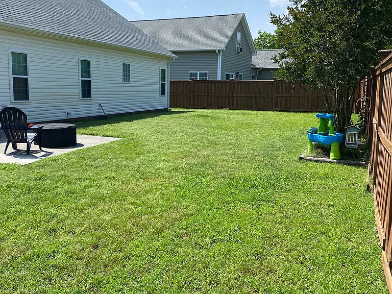 1418 Wagon Ct — Photo 43