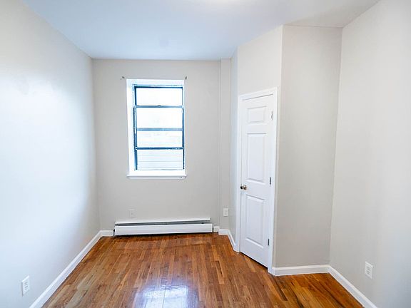 2nd image of 876 Macon St APT 4B