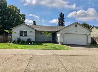 2786 Stark St, Eugene, OR 97404