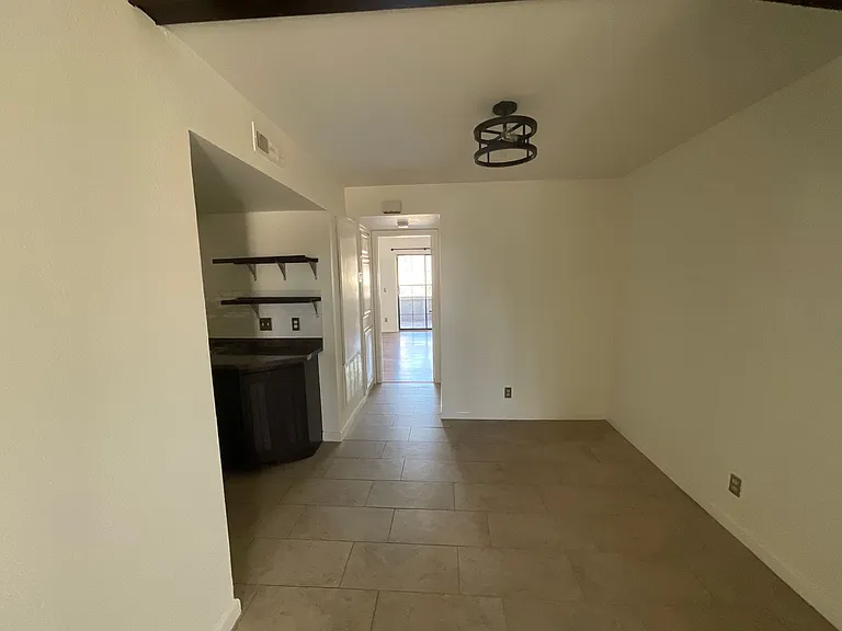 11140 Stratford Dr #12 — Photo 7