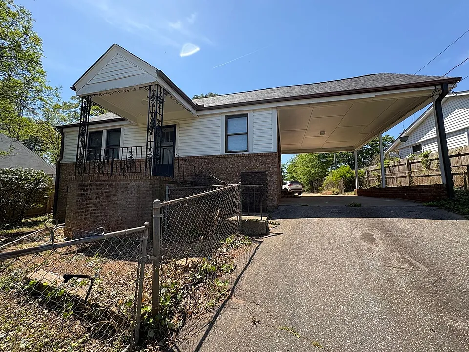 636 Old Augusta Rd