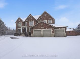 2489 Olinda Ct, Mississauga, ON L5C 4P5