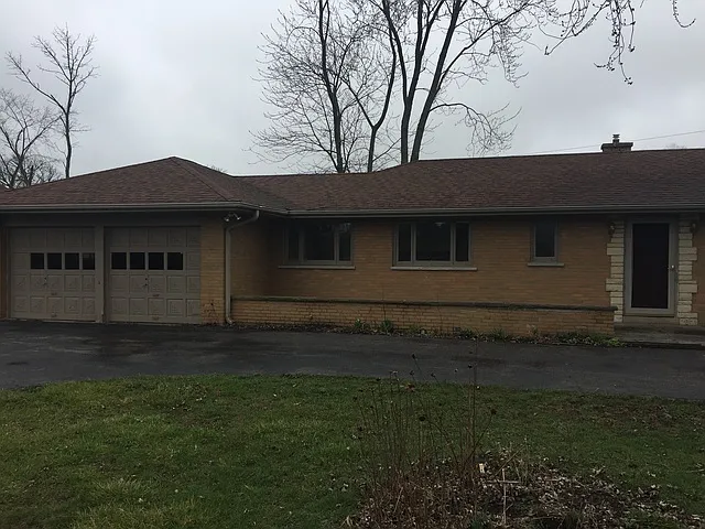 2160 New Willow Rd photo 1