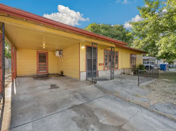 122 EASTWOOD DR, San Antonio, TX 78220