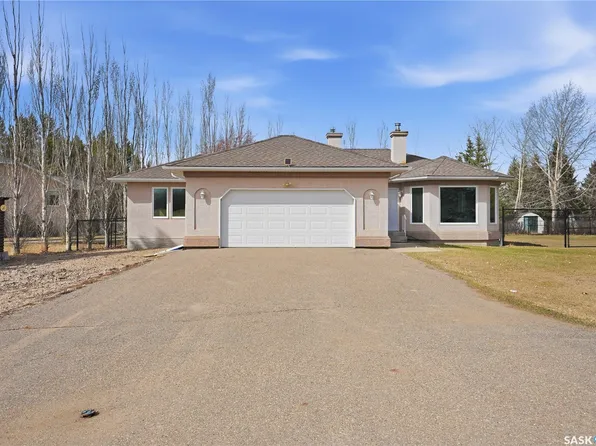 8 Chemin Bellevue Road, Battleford, SK S0M 0E0