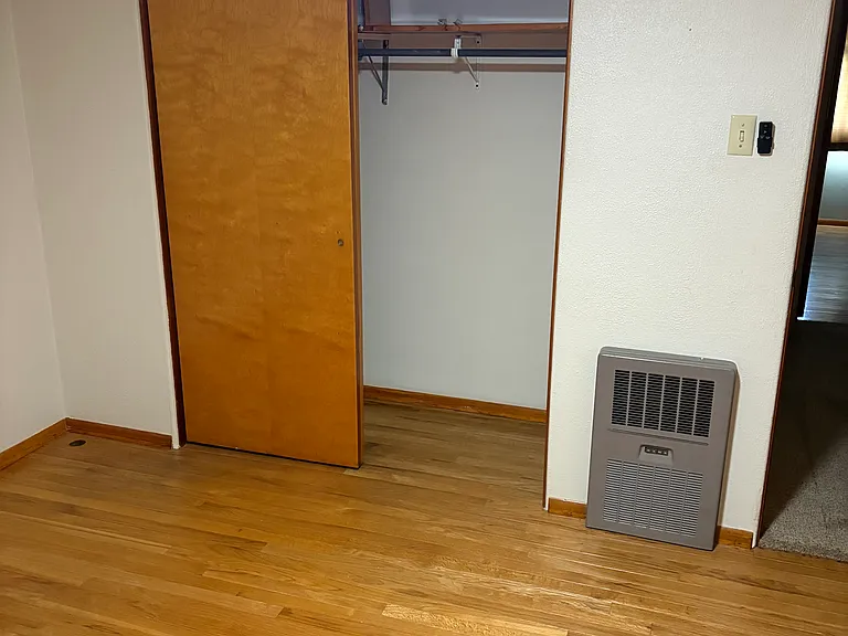 506 Mill St — Photo 24