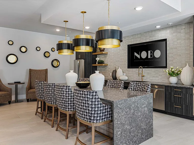 NOBO — Photo 17