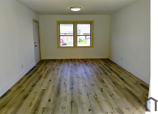 2nd image of 5810 Southseas St