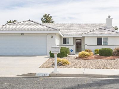 13817 Oakmont Dr, Victorville, CA, 92395