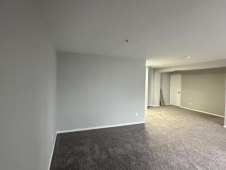 8 Russell Ave #307 — Photo 7