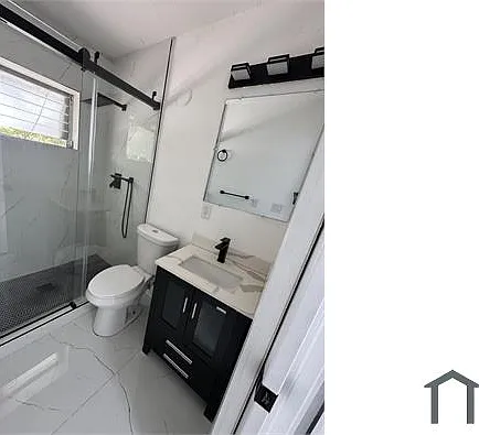 1096 NE 157th Ter