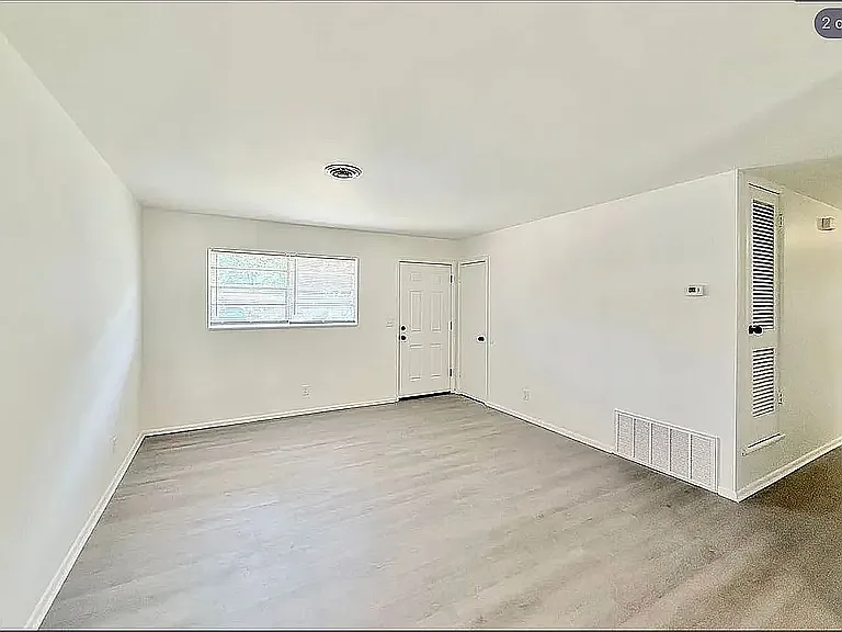 3 bed, 1.5 bath, 1000 sqft, $1,500 — Photo 3
