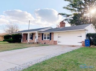 6137 Holly Valley Dr, Toledo, OH 43612