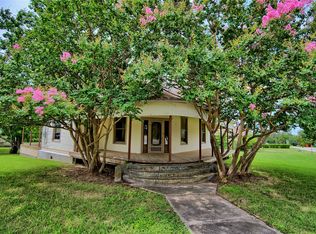 400 S Broad St, Saint Jo, TX 76265