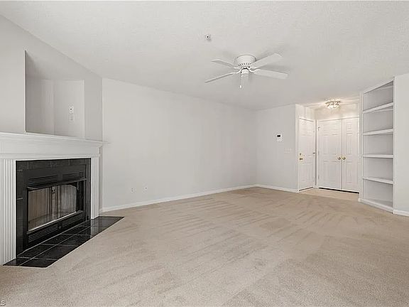 3rd image of 1023 Timberline Ridge Ct
