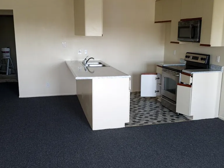 445 Landfair Ave #202 — Photo 8