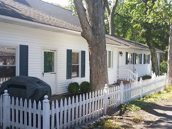 5th image of 501 Cedar Ave