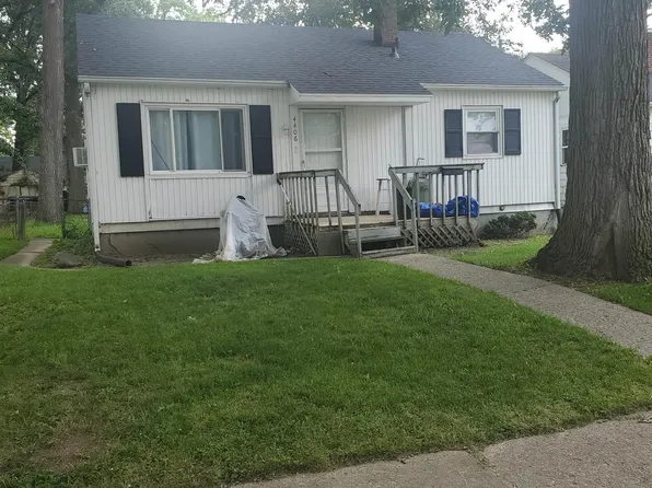 4406 Smith St, Fort Wayne, IN 46806