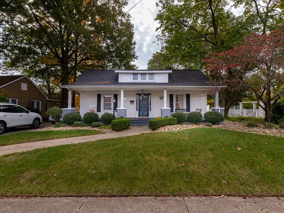 505 W Mountain St