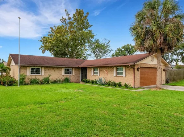 6107 Christina Dr W, Lakeland, FL 33813