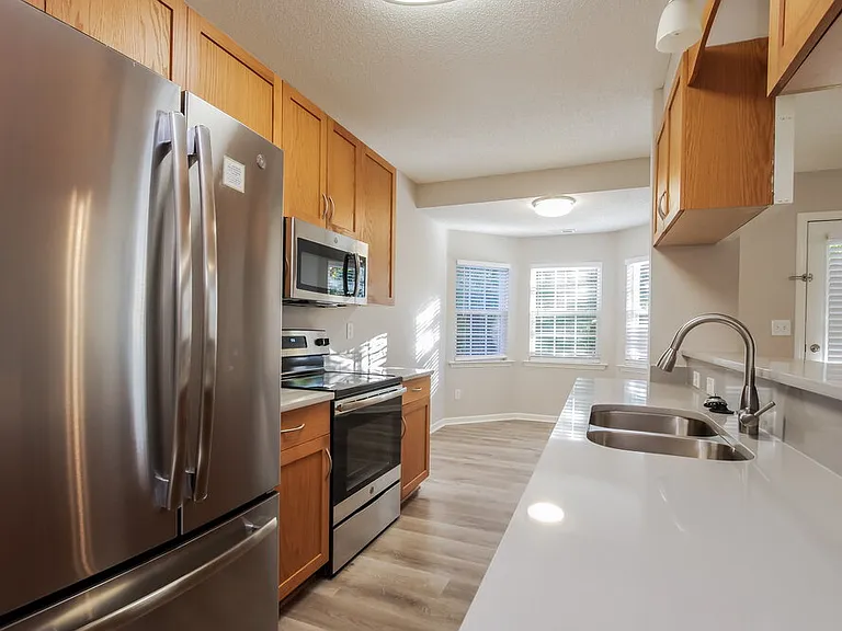4020 River Falls Dr — Photo 9