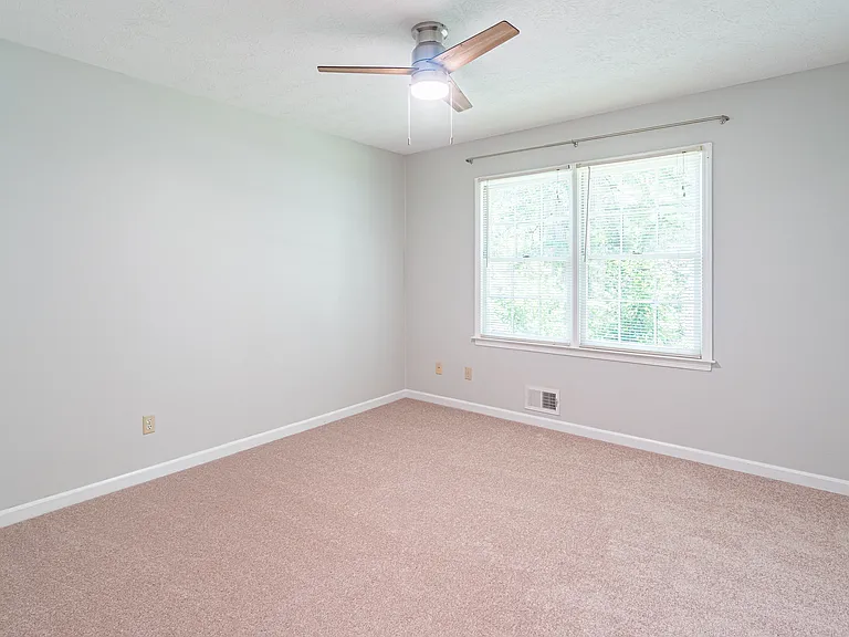 1708 Norton Estates Cir — Photo 23