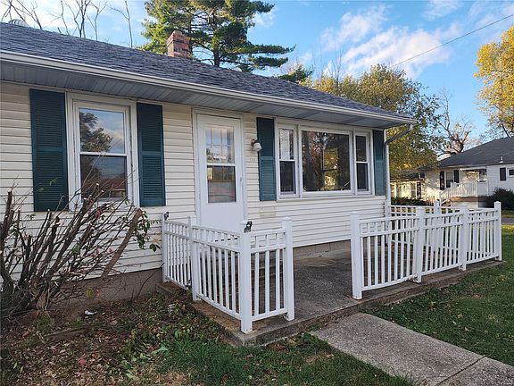 5th image of 732 Johnson St