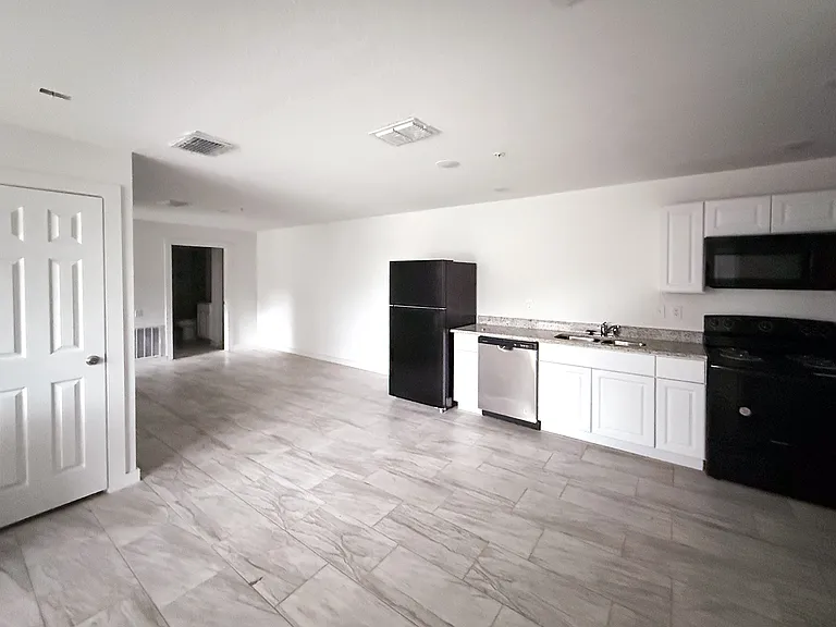 346 Ware Blvd #1201 — Photo 6