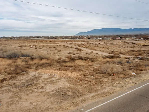 4321 Meade Ave SW, Albuquerque, NM 87121