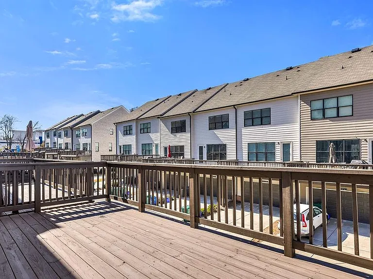2761 Bell Dr SE — Photo 34