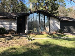 204 N Lake Dr, Livingston, TX 77351